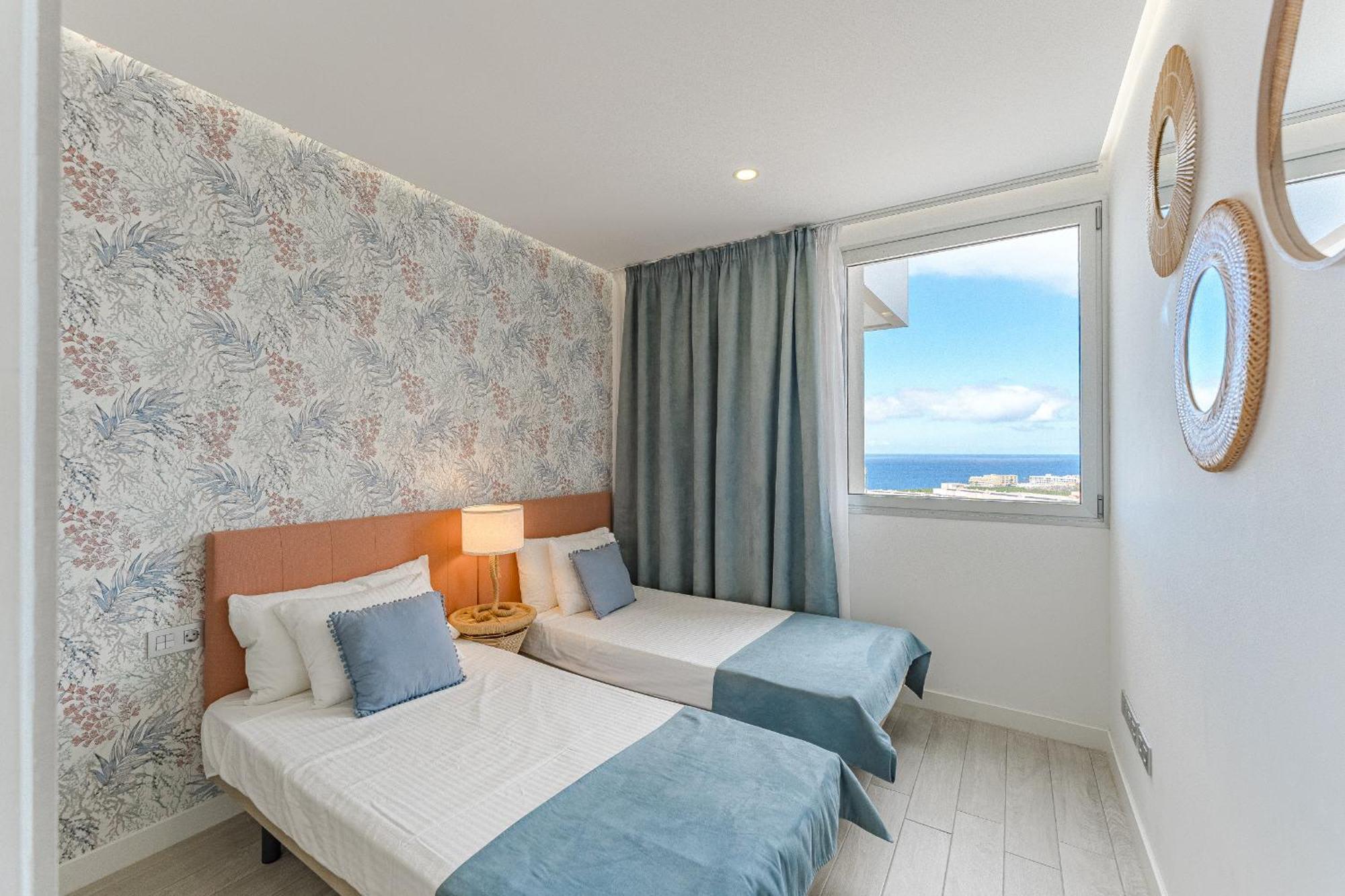 Ocean Garden Playa Paraiso Arona  Exterior photo